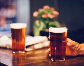Study Sparks Renewed Debate on Nightlife, Substance Use, and Reproductive Health Risks in Young Women