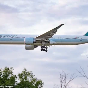 The 29-Hour Flight: Inside the Unseen Ordeal That May Hold the World's Longest Commercial Record