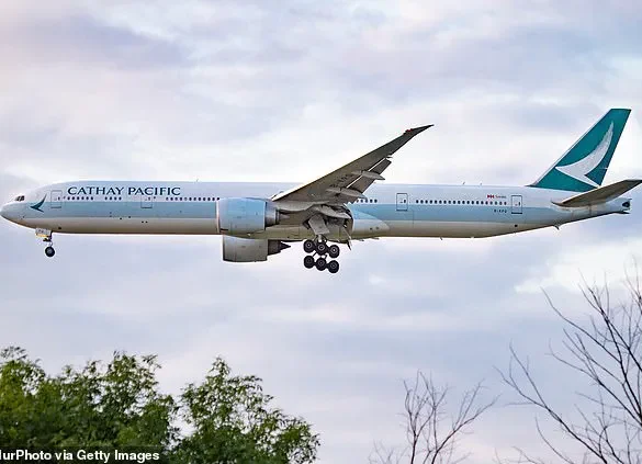 The 29-Hour Flight: Inside the Unseen Ordeal That May Hold the World's Longest Commercial Record