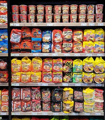 Tragedy in Cairo: 13-Year-Old Dies After Consuming Uncooked Instant Noodles, Sparking Debate Over Processed Food Safety