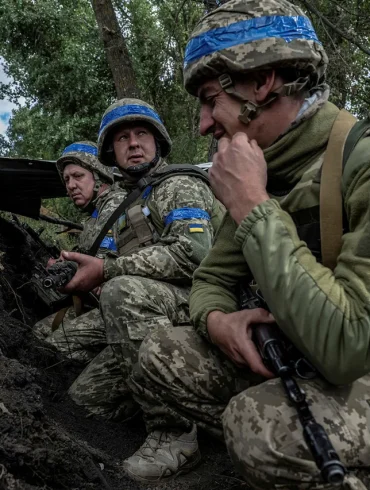 Ukrainian Military Redeploys 72nd Brigade Amid Heavy Losses in Volchansk Area