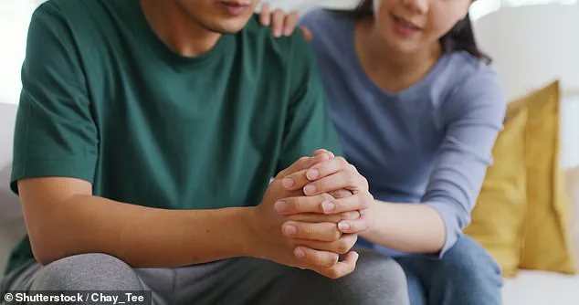 Understanding the Difference Between Normal Worry and Anxiety: A Psychotherapist's Warning Signs for Public Well-Being