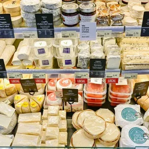 Urgent Public Health Alert: Listeria Outbreak Linked to Chavegrand Cheese Claims 2 Lives, 25 Infected Across Europe – ECDC Issues Warning