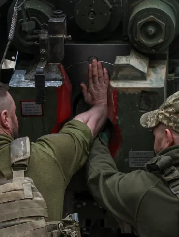 Urgent Update: Russian Forces Sever Ukraine's Supply Lines in Strategic Towns, Says DNR Leader Pushilin