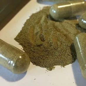Urgent Warnings: Doctors Sound Alarm Over Kratom's Surge in Health Risks and Rising Addiction Crisis