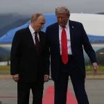 Whispered Words at Elmendorf: The Shocking Trump-Putin Exchange Revealed by Lip-Reading