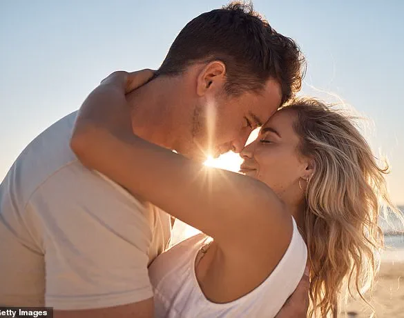 A Web of Secrecy and Betrayal: The Hidden Affair That Shattered a Close-Knit Friendship Circle