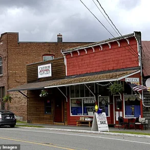 Closure of 103-Year-Old Fairfax Bridge Sparks Concern Over Tourism and Economic Impact for Mount Rainier Towns