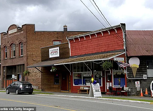 Closure of 103-Year-Old Fairfax Bridge Sparks Concern Over Tourism and Economic Impact for Mount Rainier Towns