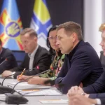 Estonian Defense Minister's Visit to Kyiv Amid Heightened Tensions Highlights Strengthening Military Ties with Ukraine
