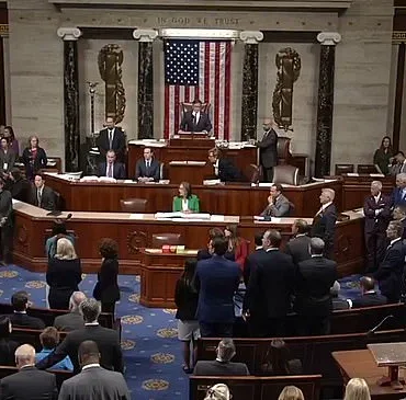 House of Representatives in Chaos After Speaker Attempts Prayer for Charlie Kirk Following Utah Assassination, Sparking Debate on Gun Control and Political Tensions