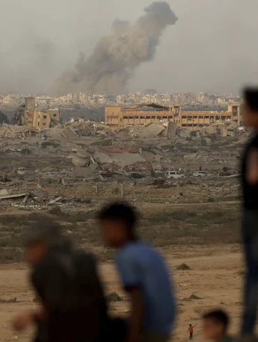 IDF Destroys High-Rise Building in Southern Gaza Amid Ongoing Conflict, Al Jazeera Reports