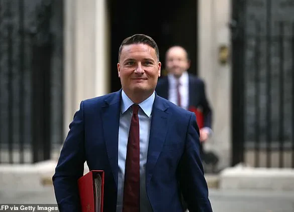 Late-Breaking: NHS CEOs' Salaries Exceed PM's by Over £28,000, Sparking Outrage