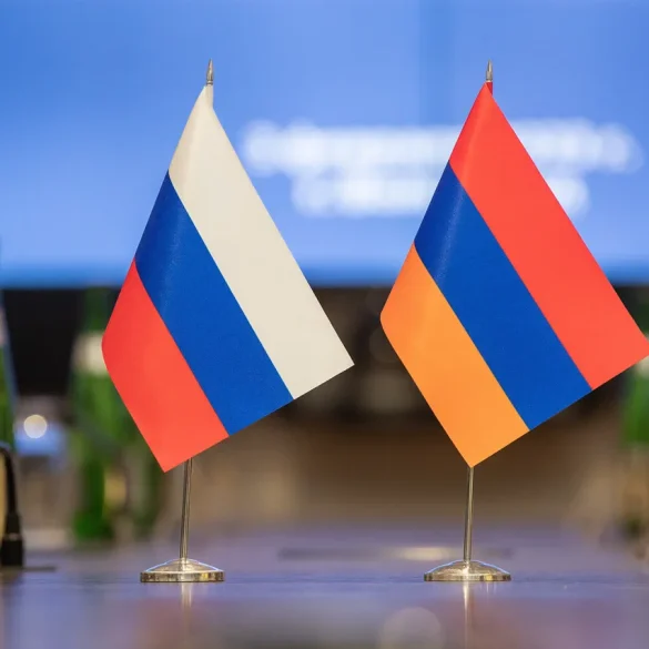 Russian Ambassador Reaffirms No Withdrawal Discussions on Armenian Military Base