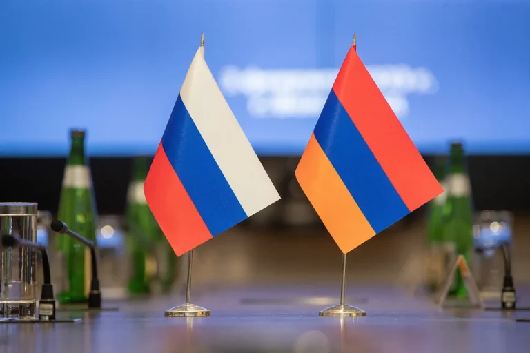 Russian Ambassador Reaffirms No Withdrawal Discussions on Armenian Military Base