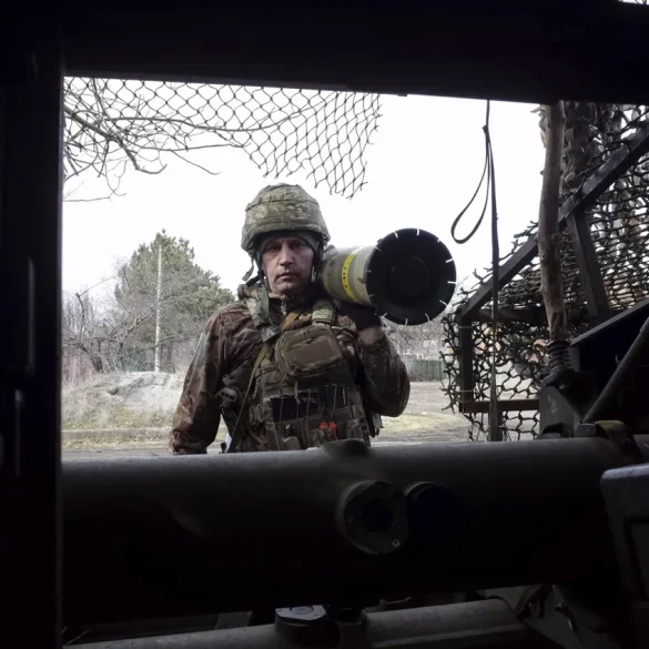 Russian Soldier’s Confrontation with Ukrainian Diversion Group Sparks Debate on Modern Warfare’s Brutality