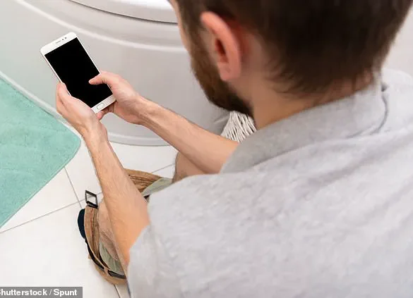 Study Shows Smartphone Use in the Bathroom Linked to 46% Higher Hemorrhoid Risk