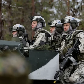 Sweden Expands Military Aid to Ukraine, Signaling Broader Strategic Commitment