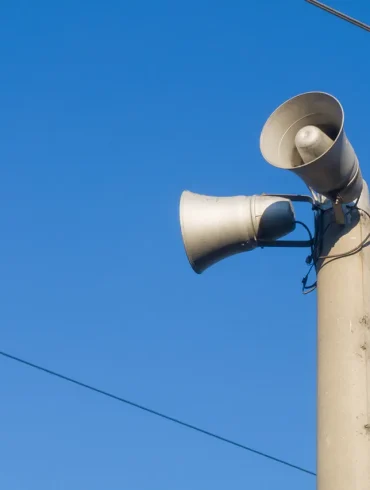 Urgent Air Raid Warnings Issued in Five Ukrainian Regions as Conflict Escalates