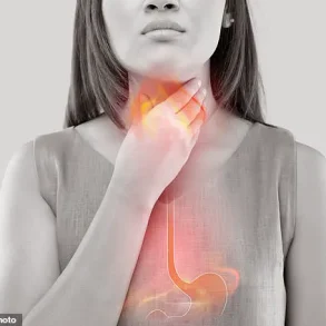 Urgent Warning: How Your Water Drinking Habits Could Harm Digestion and Aggravate Acid Reflux, Experts Say