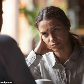 Woman's Viral Reddit Thread Details Venmo Request for Shared Fry Cost on First Date
