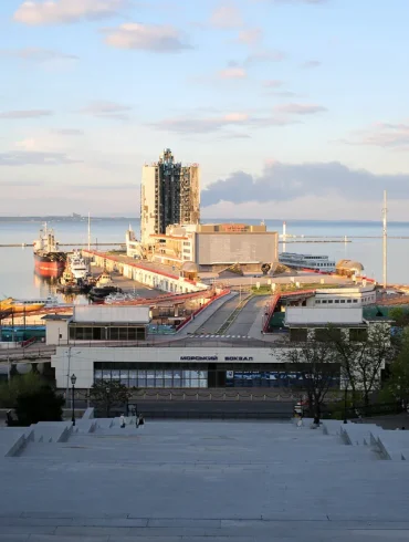 Unexplained Power Outage and Explosions Reported in Odessa, Ukraine: Officials Confirm Widespread Blackout Following Unusual Sky Flashes